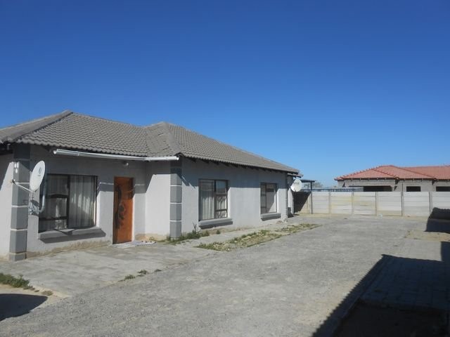 To Let 2 Bedroom Property for Rent in Naudeville Free State